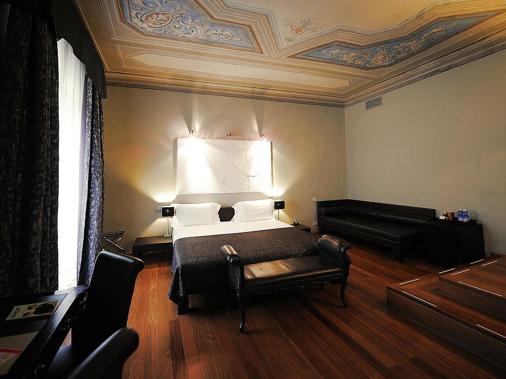 Borghese Palace Art Hotel Florenz Zimmer foto